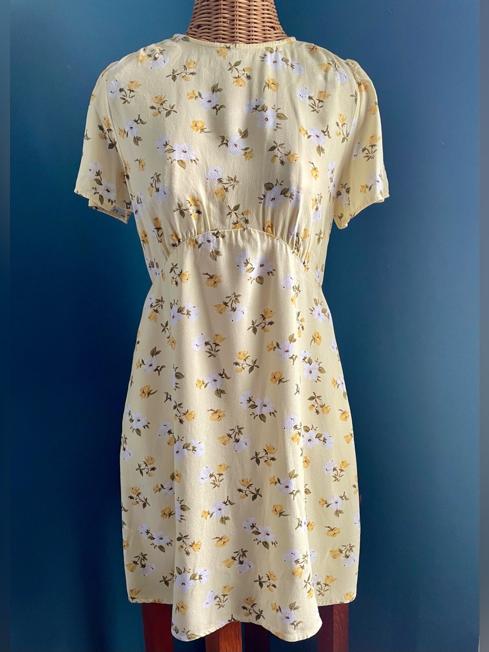 Old Navy Yellow Floral Retro Dress Empire Waist Short Sleeves Rayon Crepe Size M